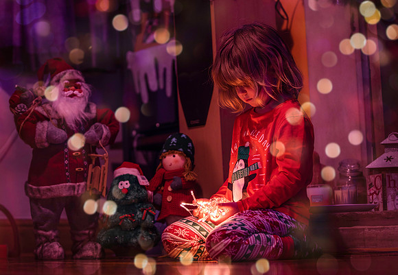 279A8553 Phoebe Christmas 2020